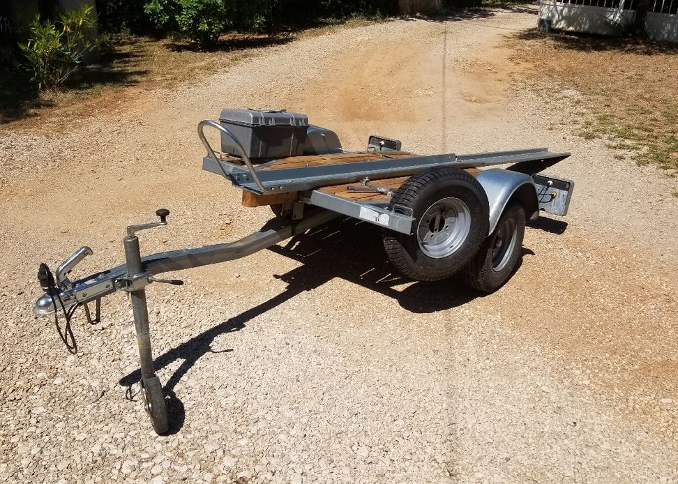 Remorque porte moto basculante