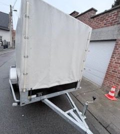 Remorque haute avec bâche 2