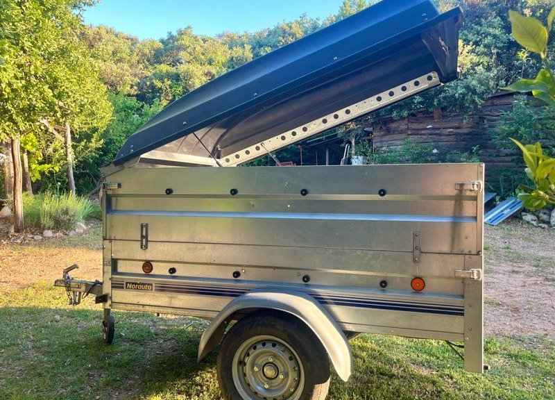 Remorque Rehaussée avec capot