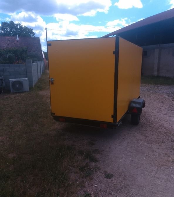 Remorque cargo 2