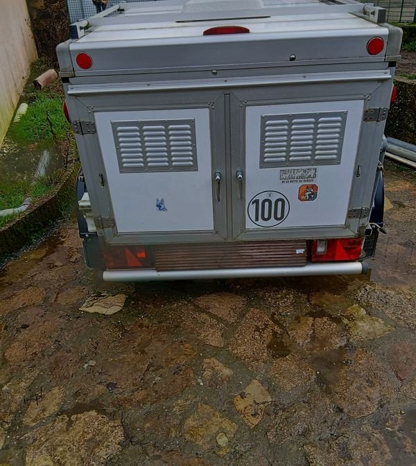 Remorque transport chien 3
