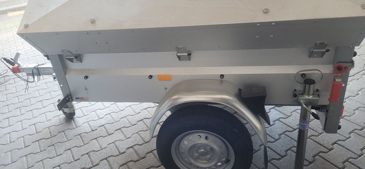 Vend remorque neuve, avec couvercle peu servi 3