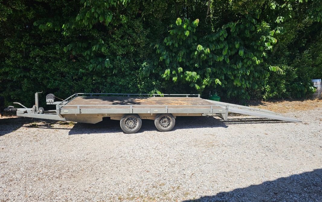 Remorque SARIS double essieu 2,7T avec rampes aluminium