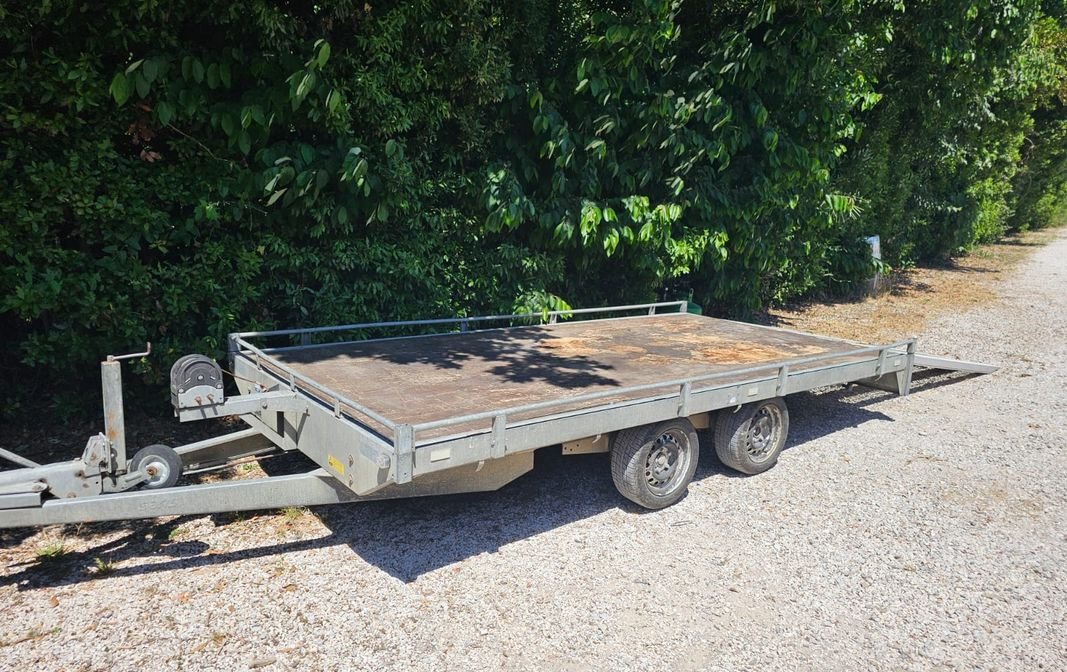Remorque SARIS double essieu 2,7T avec rampes aluminium 2