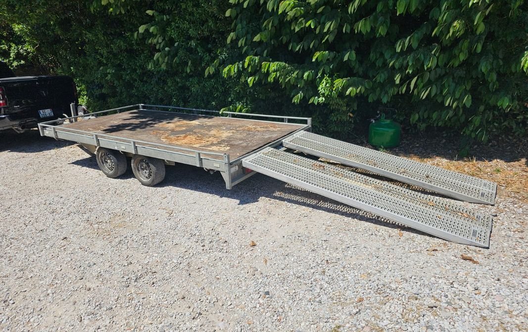 Remorque SARIS double essieu 2,7T avec rampes aluminium 3