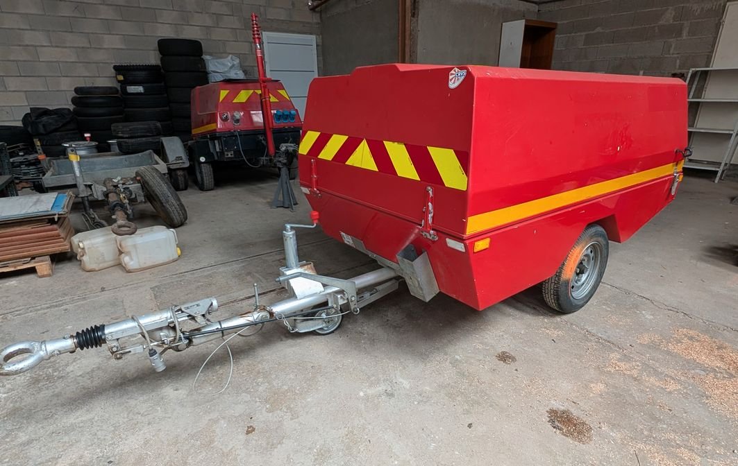 Remorque fermee freinee 750kg avec cg 3