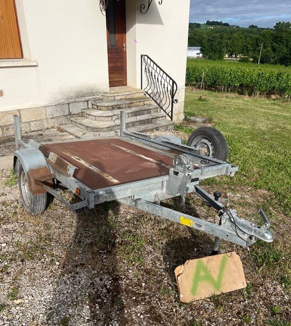 Remorque plateau basculante 500 kg avec treuil
