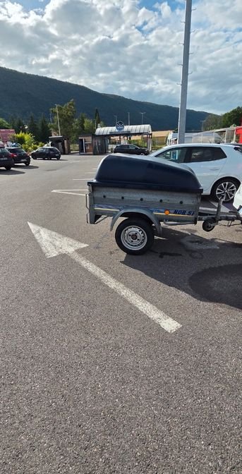 Remorque Norauto NOR 51 avec capot rigide – Excellent état