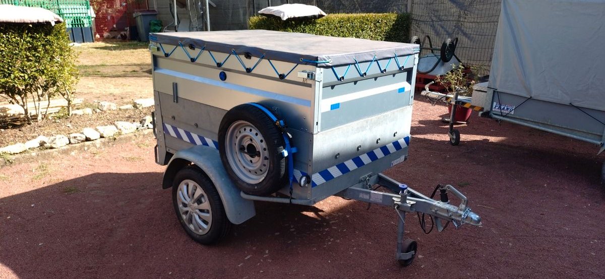 Remorque bagagère, remorque toute équipée voiture