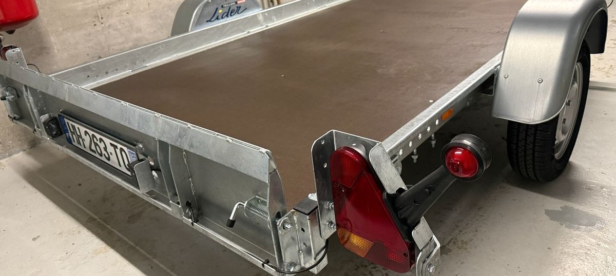 Remorque Plateau Basculant LIDER 750 kg (État Neuf)