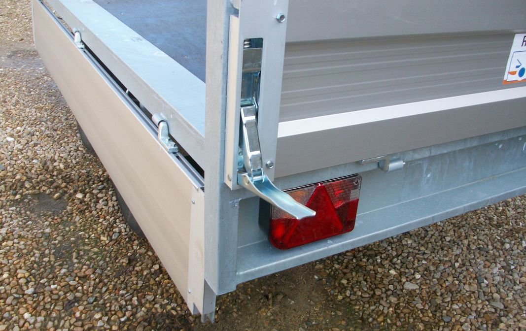 Remorque double essieux avec ridelles en alu,neuve 2