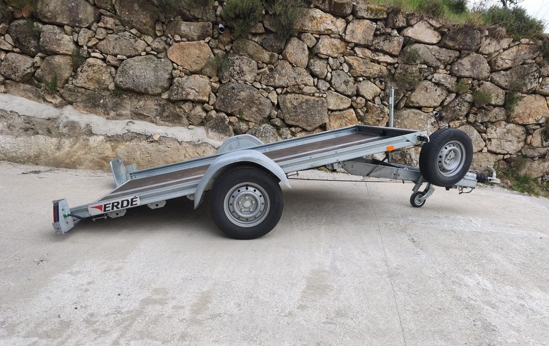 Remorque auto moto quad modele 1300 kg declasse en 750kg 2