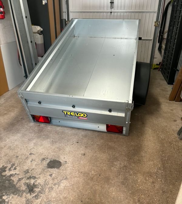 Vends remorque avec bâche 2