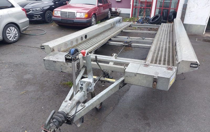 Porte-voitures basculant de 2016 2,7 tonnes 2