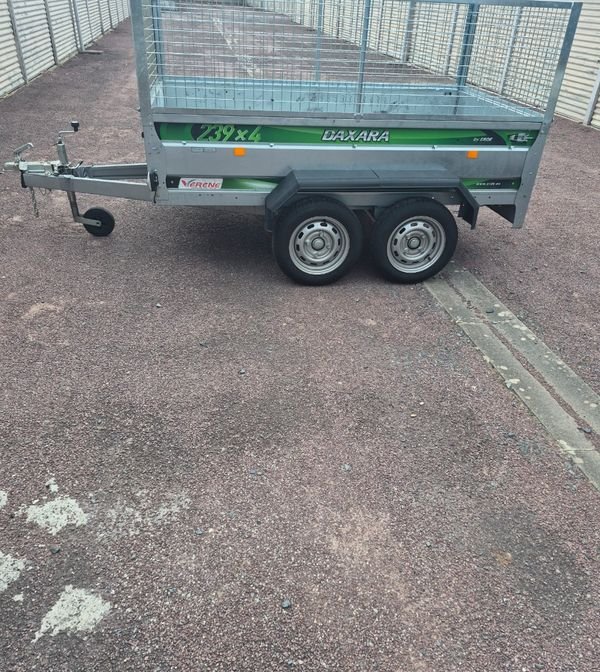 Vend remorque daxara 239x4 comme neuve année 2022