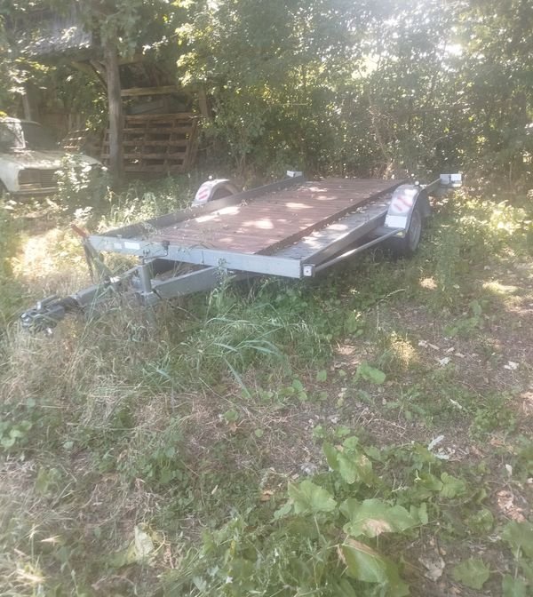 Remorque porte voiture trigano