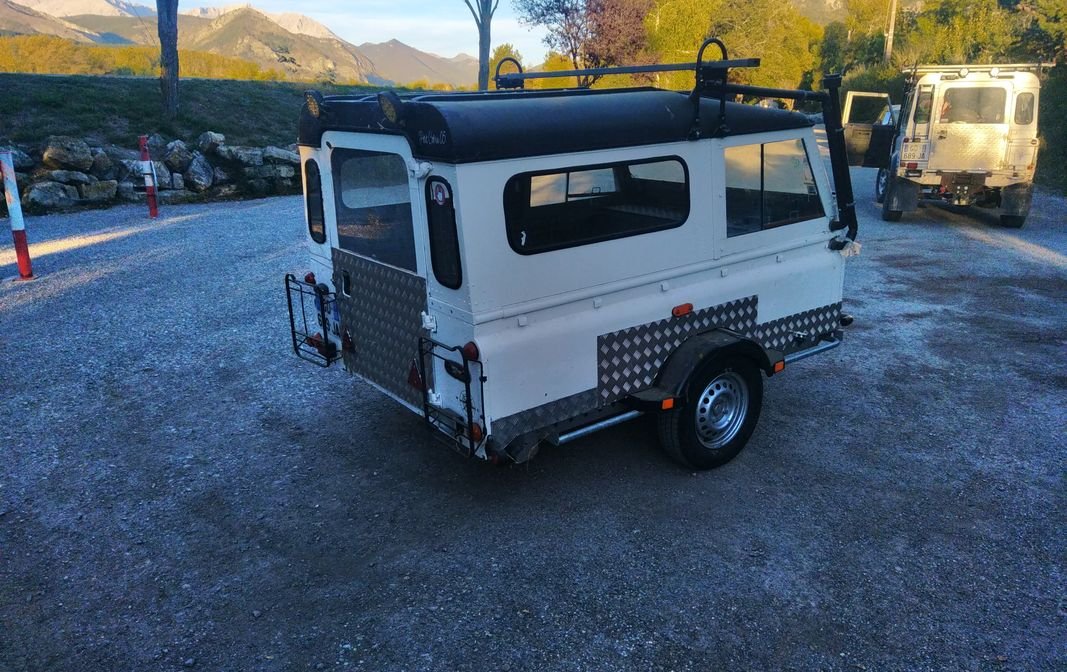 Remorque Land Rover Defender 3
