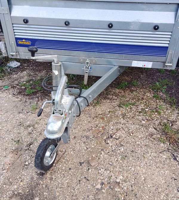 Remorque premium caisse 256cm basculante 3