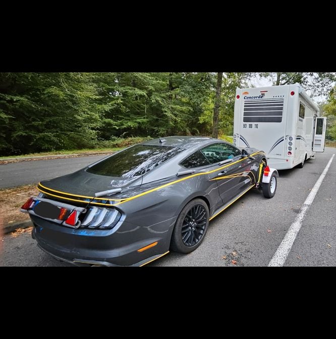 Remorque dolly large et grosse voiture 3