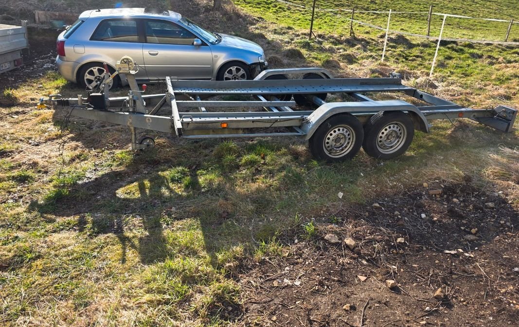 Remorque plateau/ porte voiture