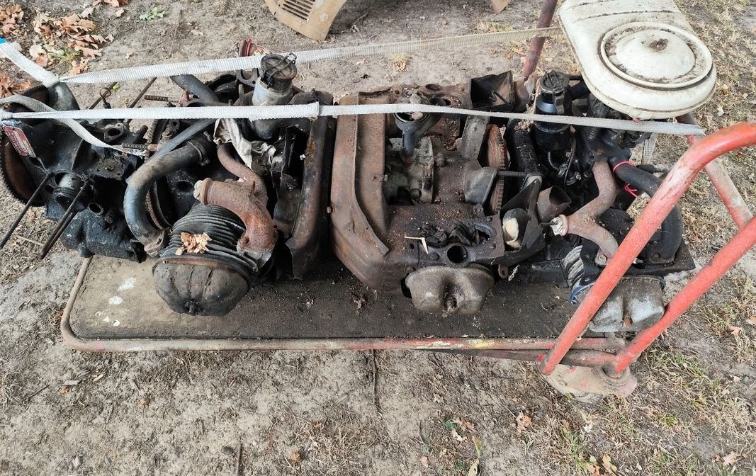 Lot pièces 2cv et dérivés 2
