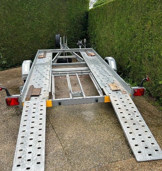Porte-voiture 1 essieu 1600kg - Trigano 2
