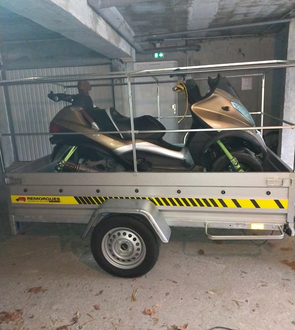 Remorque basculante 2.5 m de caisse 2