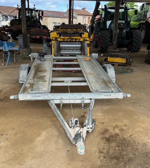 CAR FLAT 3,6 m x 1,84 m avec Basculement 3