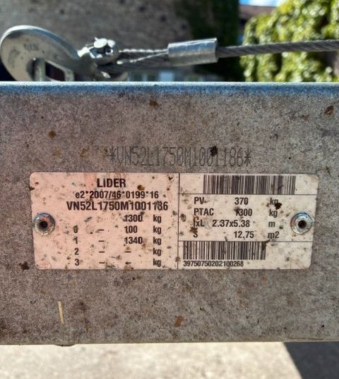 Porte voiture Lider 1300 kg 2