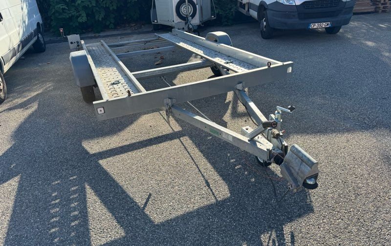 Remorque basculante 1300kgs