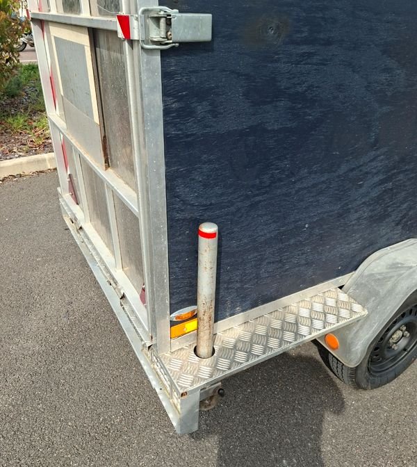 Remorque Fermée -500kg en très bonne état 2