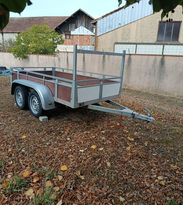 Remorque double essieux
