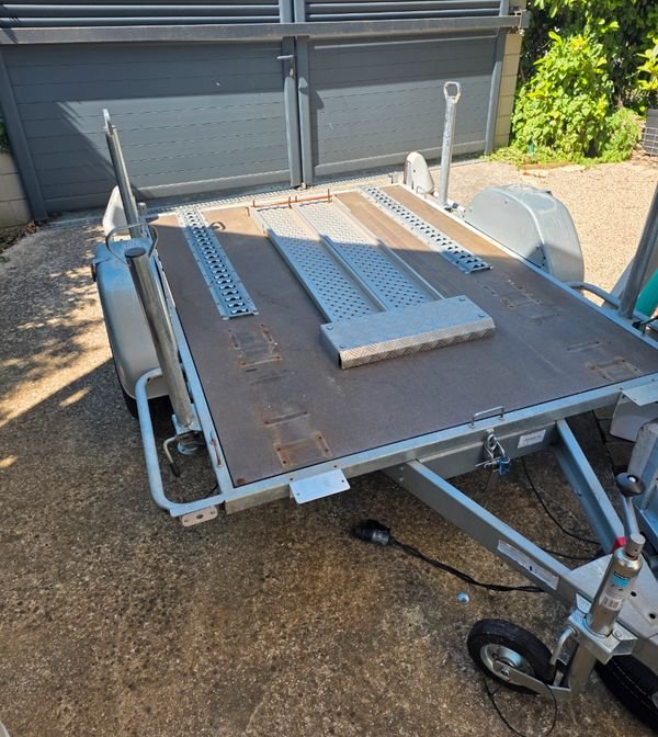 Vends remorques plateau 750 kg