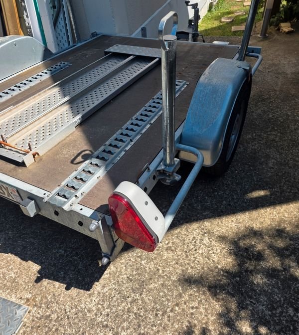 Vends remorques plateau 750 kg 2