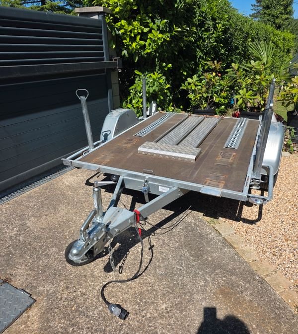 Vends remorques plateau 750 kg 3