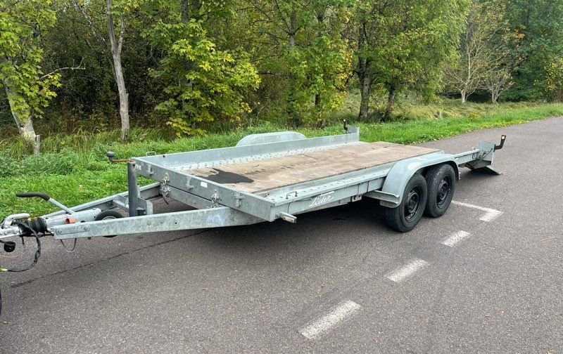 Remords, porte Voiture 2