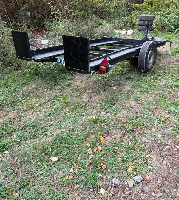 Porte voiture artisanale 2