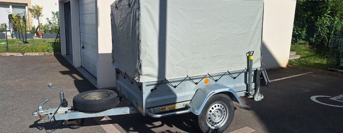 Remorque porte motos / bagagere / bagagere bache haute 3