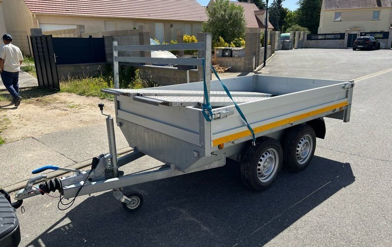 Remorques 2000kg