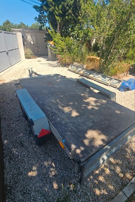 Remorque double essieux 750kg 2m50 x 1m30 3