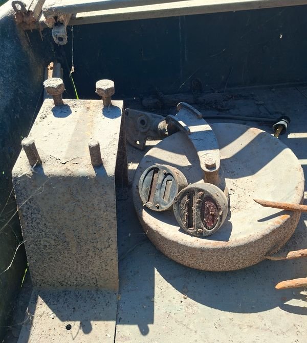 Remorque militaire cheker 3