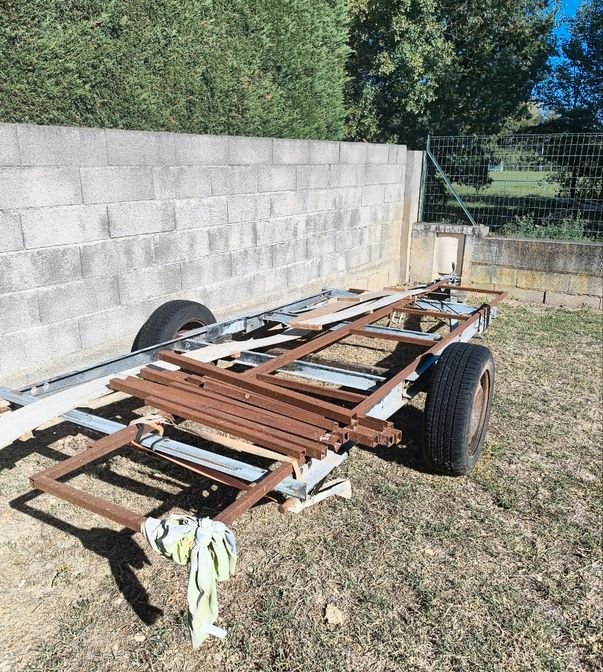 Châssis de remorque 4,60mx1,50m à restaurer 2