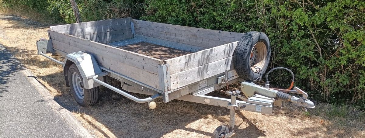 REMORQUE PLATEAU LIDER 1000 kg