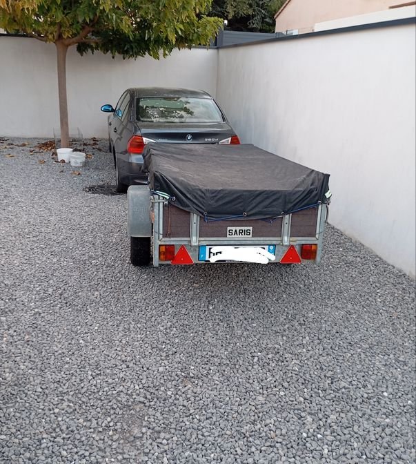 Remorque saris
