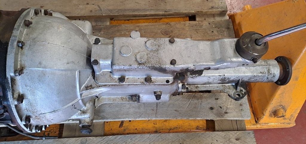 Ensemble Moteur + Boîte de vitesses Triumph TR4A IRS (1967) 3