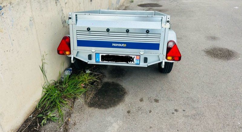 Bonjour je vendes ma Remorque neuf jamais servi avec facture 🧾 2