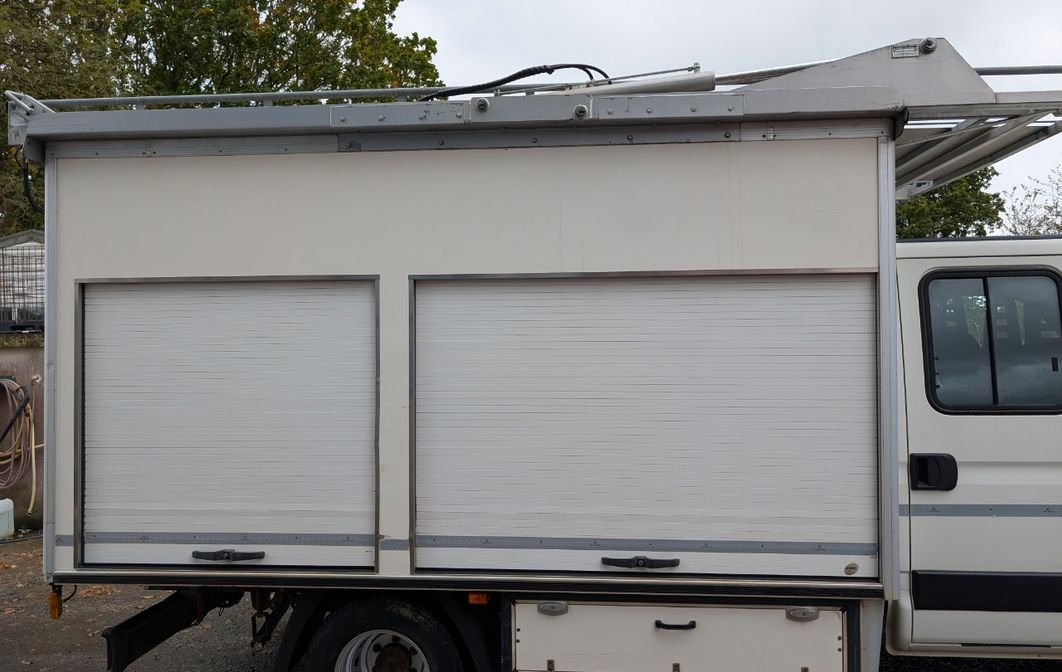 Caisse camion galerie escamotable
