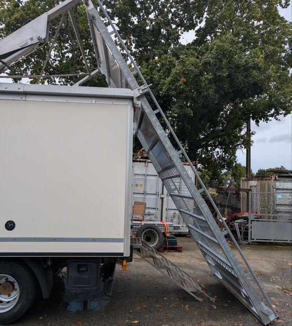 Caisse camion galerie escamotable 5