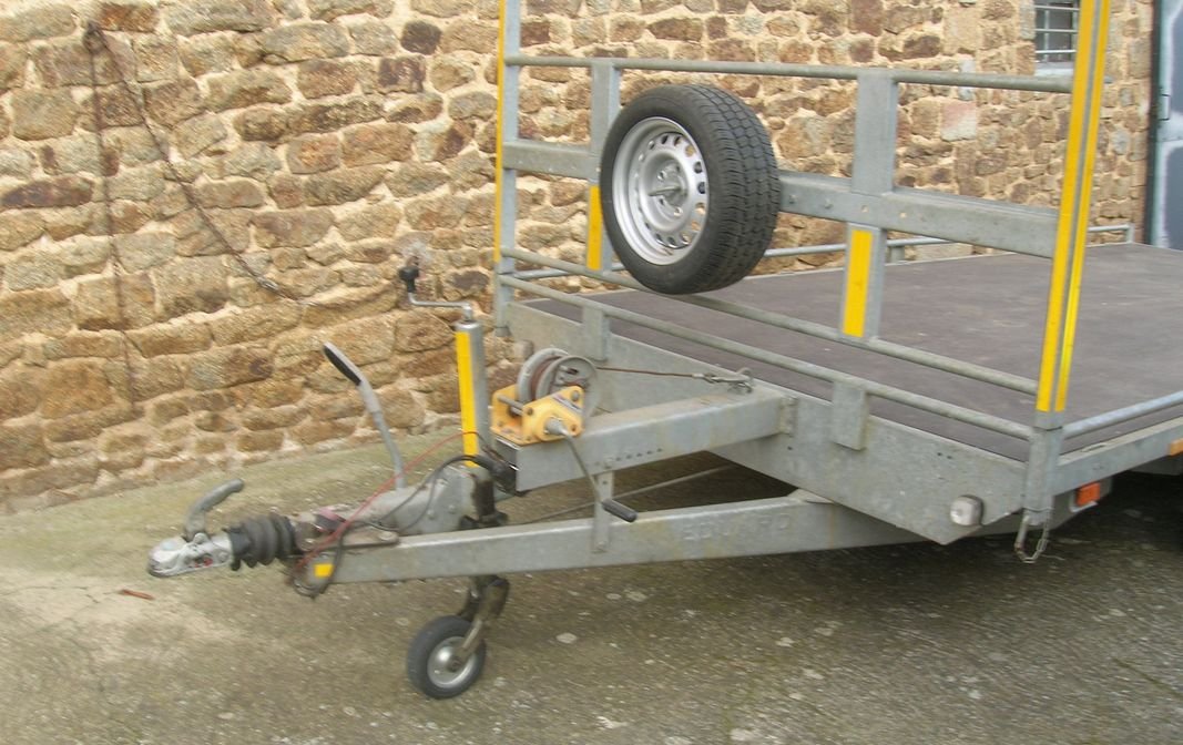 Remorque 2T700 2