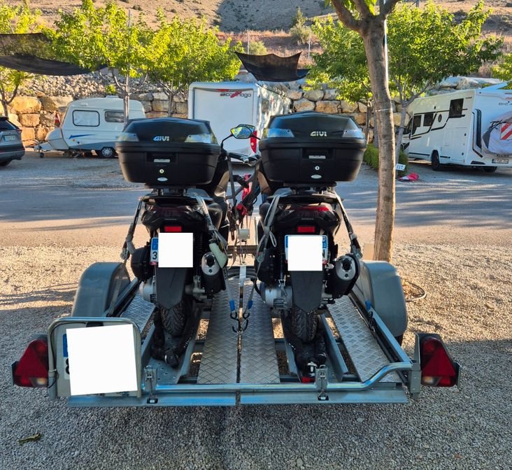Vend remorque 2 motos et 2 velos marque erde très bon état 3